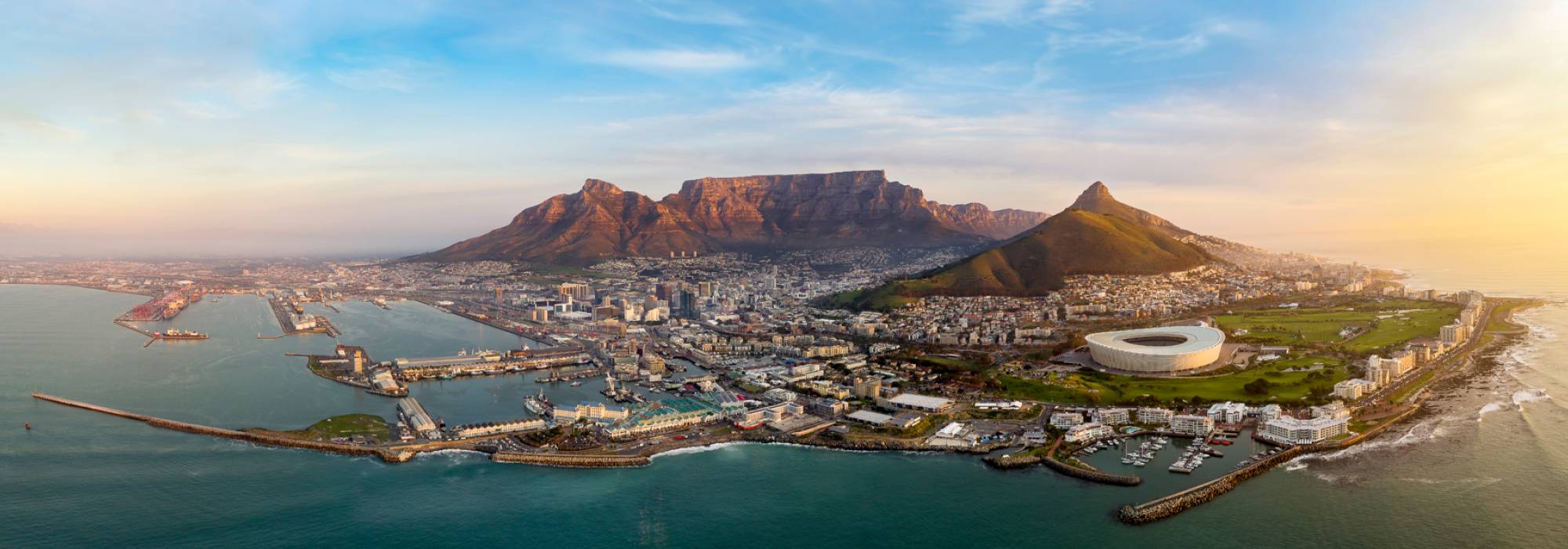 CAPE TOWN: A COASTAL HAVEN OF CULTURAL MARVELS AND NATURAL WONDERS